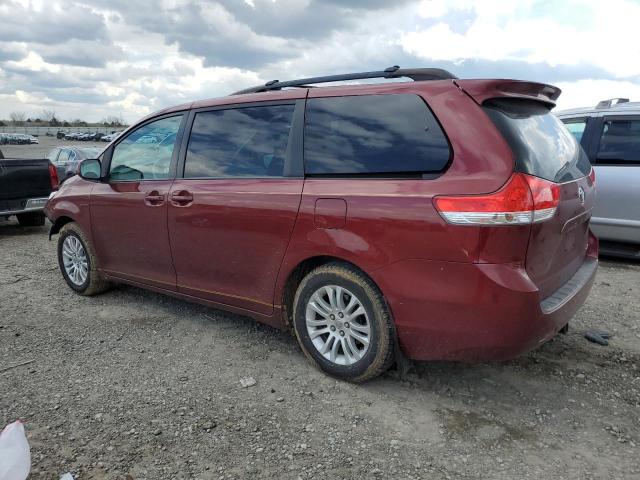 5TDYK3DCXDS381832 - 2013 TOYOTA SIENNA XLE RED photo 2