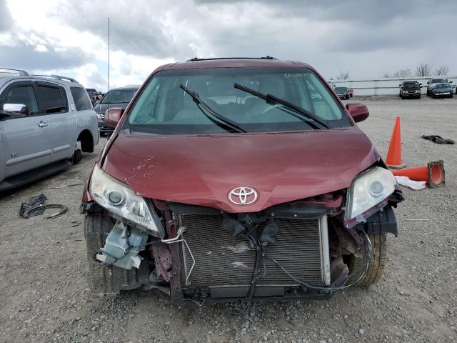 5TDYK3DCXDS381832 - 2013 TOYOTA SIENNA XLE RED photo 5