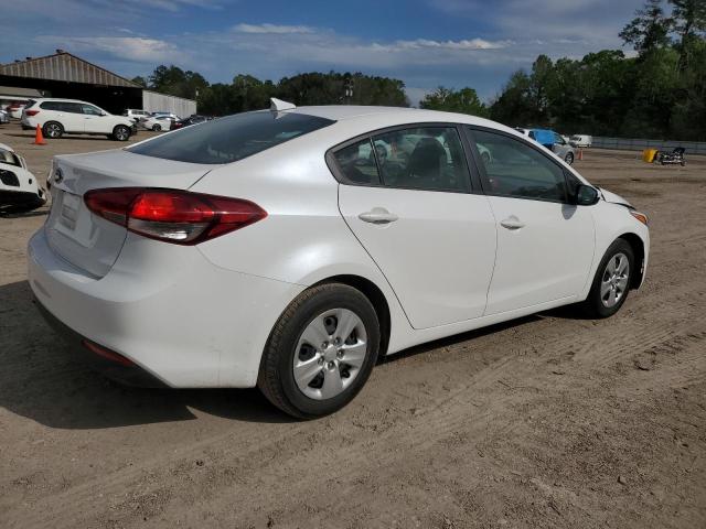 3KPFL4A7XJE247832 - 2018 KIA FORTE LX WHITE photo 3