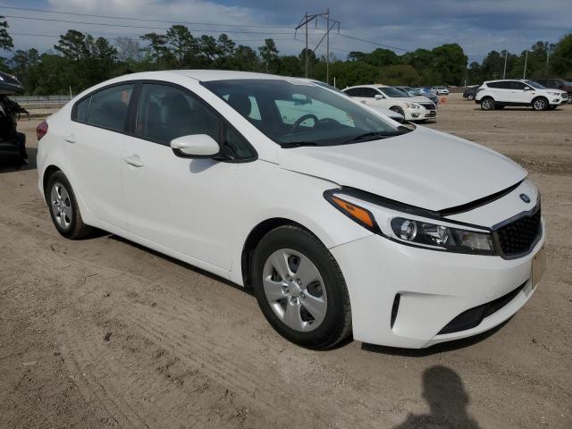 3KPFL4A7XJE247832 - 2018 KIA FORTE LX WHITE photo 4