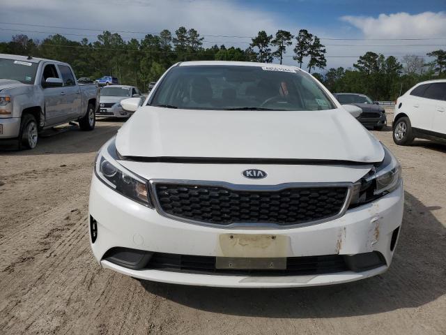 3KPFL4A7XJE247832 - 2018 KIA FORTE LX WHITE photo 5