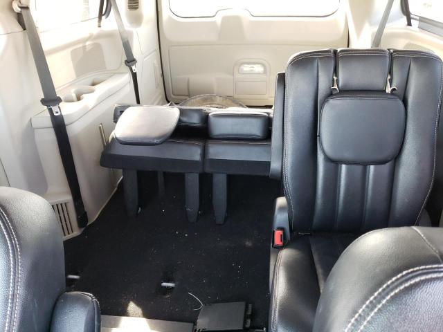 2C4RC1BG0ER375995 - 2014 CHRYSLER TOWN & COU TOURING GRAY photo 10