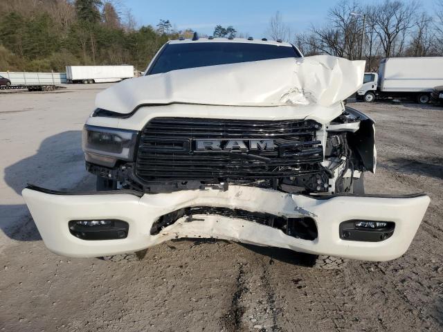 3C6UR5FL2NG116719 - 2022 RAM 2500 LARAMIE WHITE photo 5