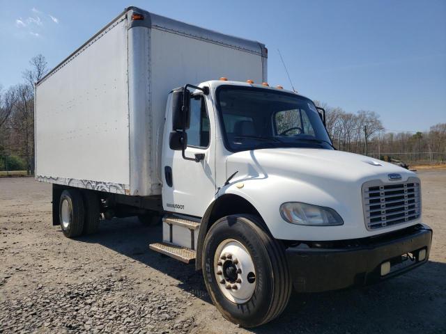 1FVACWDT29HAJ9139 - 2009 FREIGHTLINER M2 106 MEDIUM DUTY WHITE photo 4