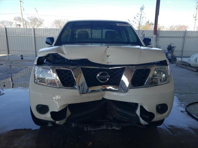 1N6AD0ER1KN749618 - 2019 NISSAN FRONTIER S WHITE photo 5