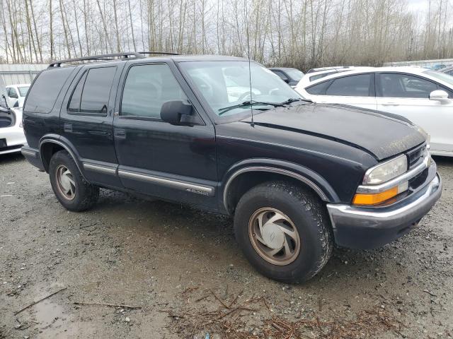 1GNDT13WXX2216247 - 1999 CHEVROLET BLAZER BLACK photo 4