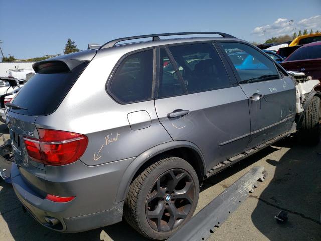 5UXZW0C58BL657934 - 2011 BMW X5 XDRIVE35D GRAY photo 3