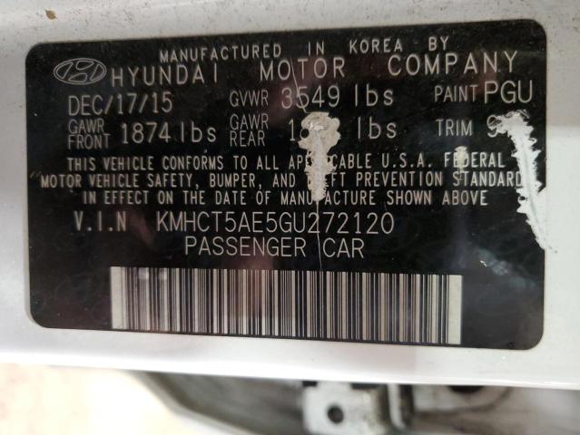 KMHCT5AE5GU272120 - 2016 HYUNDAI ACCENT SE WHITE photo 12