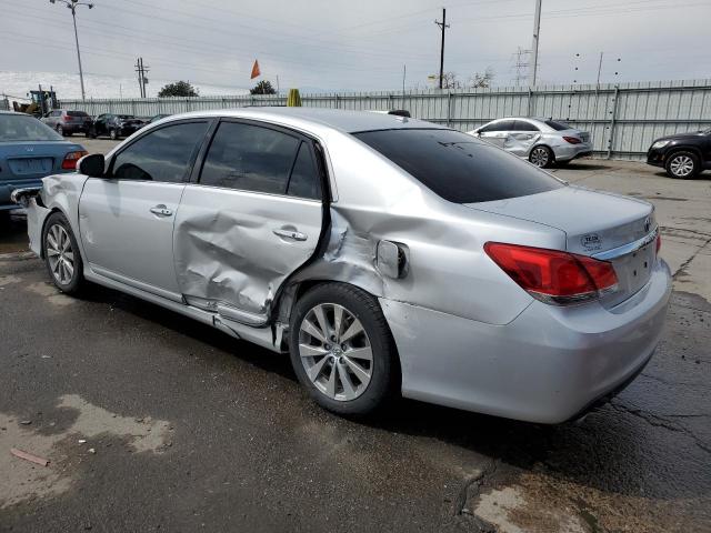 4T1BK3DB0BU410000 - 2011 TOYOTA AVALON BASE SILVER photo 2