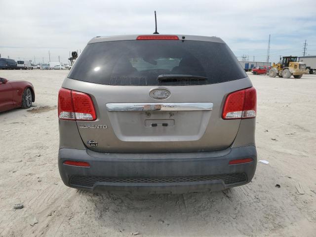 5XYKT4A10CG262081 - 2012 KIA SORENTO BASE TAN photo 6