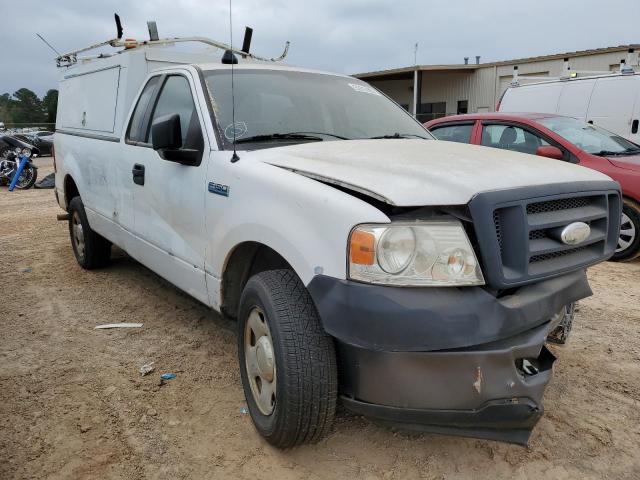 1FTRF12288KC03051 - 2008 FORD F150 WHITE photo 4