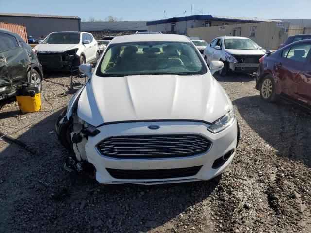 3FA6P0LU2DR220563 - 2013 FORD FUSION SE HYBRID WHITE photo 5