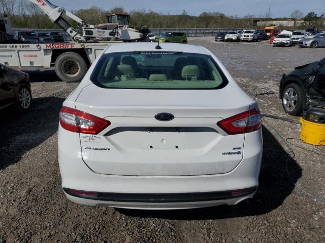 3FA6P0LU2DR220563 - 2013 FORD FUSION SE HYBRID WHITE photo 6