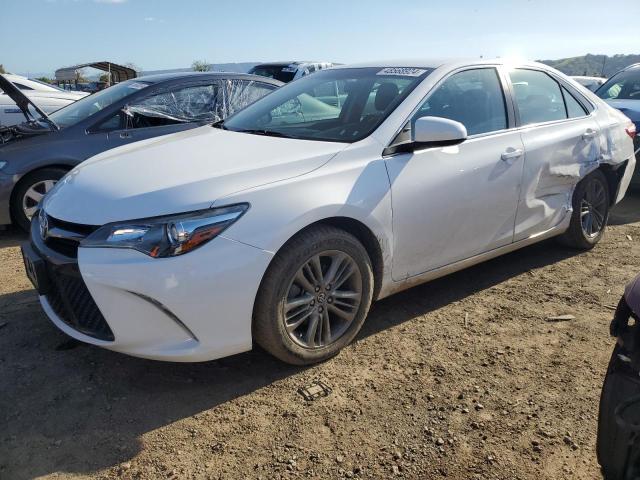 4T1BF1FK8HU759355 - 2017 TOYOTA CAMRY LE WHITE photo 1