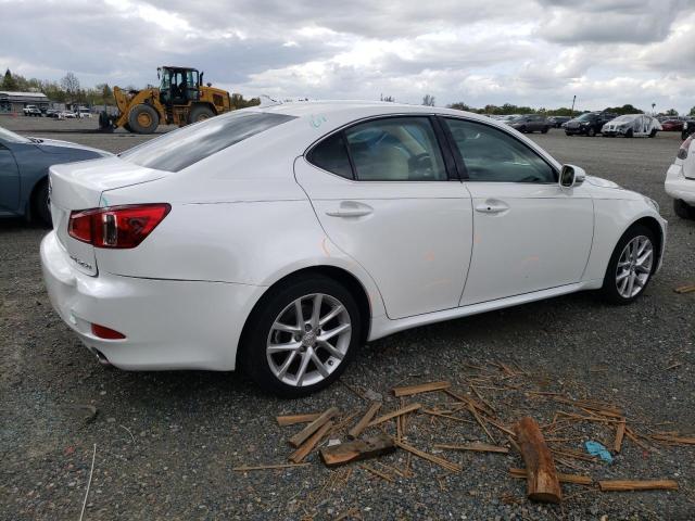 JTHCF5C22C5055044 - 2012 LEXUS IS 250 WHITE photo 3