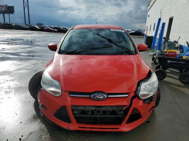 1FAHP3K29CL177797 - 2012 FORD FOCUS SE RED photo 5