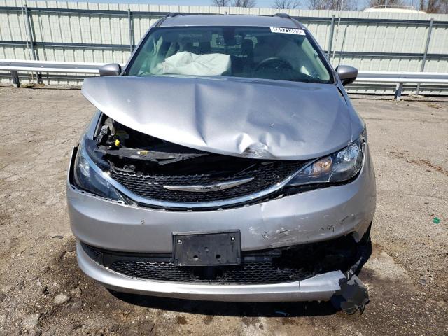 2C4RC1DG1MR530369 - 2021 CHRYSLER VOYAGER LXI SILVER photo 5