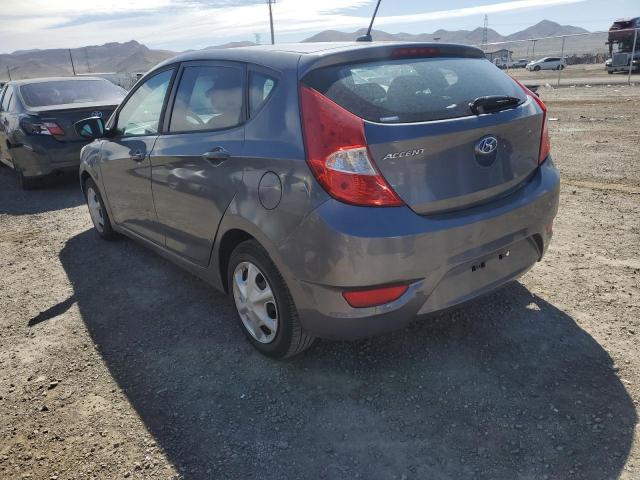 KMHCT5AE4HU312639 - 2017 HYUNDAI ACCENT SE GRAY photo 2