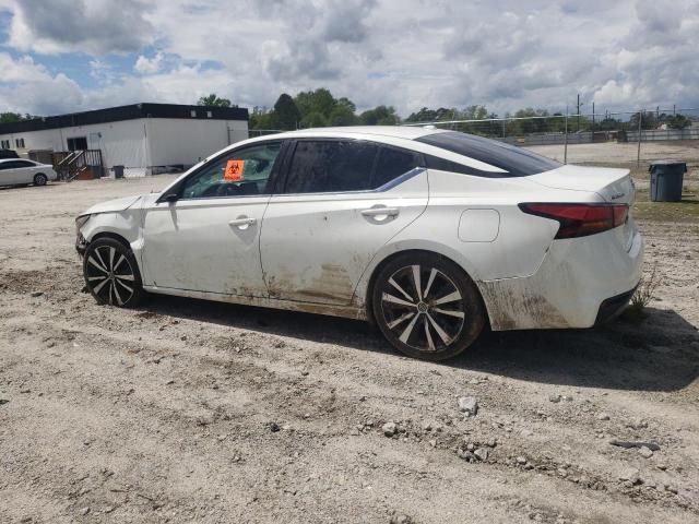 1N4BL4CV4LC225495 - 2020 NISSAN ALTIMA SR WHITE photo 2