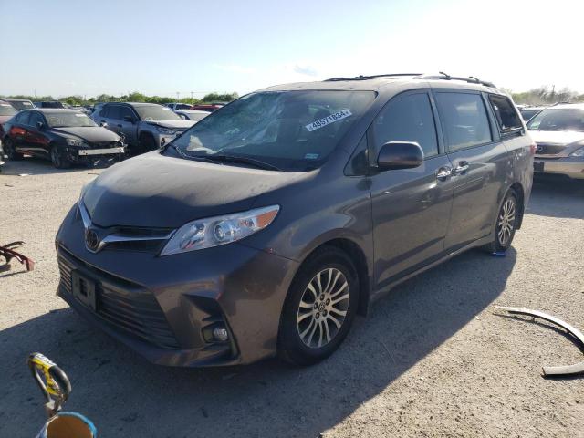 2020 TOYOTA SIENNA XLE, 