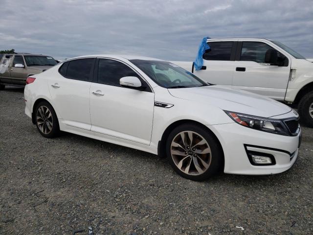 5XXGR4A67FG515938 - 2015 KIA OPTIMA SX WHITE photo 4