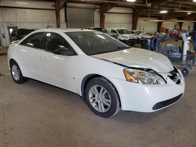 1G2ZG578664103330 - 2006 PONTIAC G6 SE1 WHITE photo 4