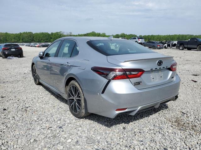 4T1G11AK2PU783550 - 2023 TOYOTA CAMRY SE NIGHT SHADE SILVER photo 2