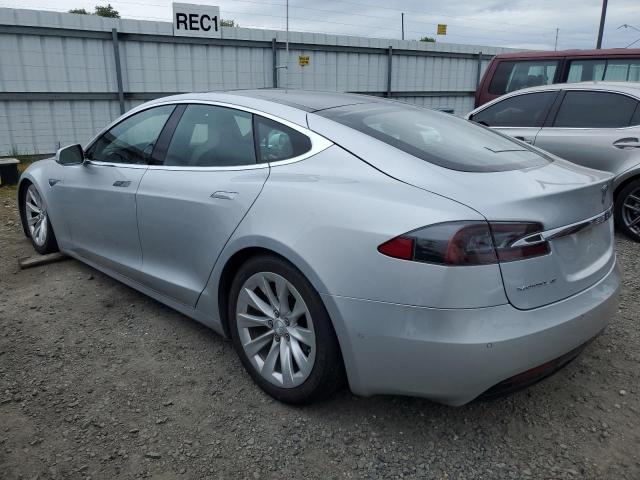 5YJSA1E22GF162410 - 2016 TESLA MODEL S SILVER photo 2