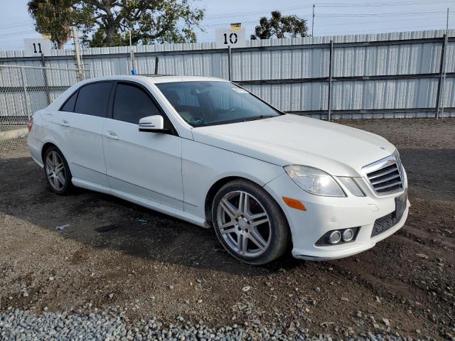 WDDHF5GBXAA089714 - 2010 MERCEDES-BENZ E 350 WHITE photo 4