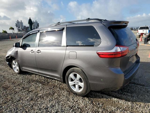 5TDKZ3DC6HS799960 - 2017 TOYOTA SIENNA LE GRAY photo 2