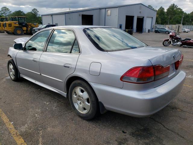 1HGCG16591A079988 - 2001 HONDA ACCORD SED EX SILVER photo 2