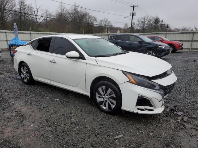 1N4BL4BV4PN321316 - 2023 NISSAN ALTIMA S WHITE photo 4