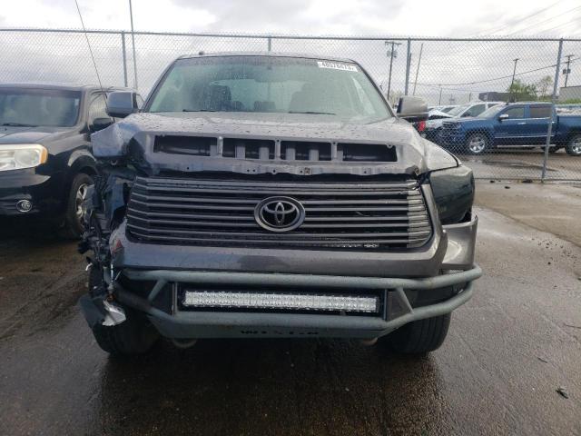 5TFAW5F11EX345536 - 2014 TOYOTA TUNDRA CREWMAX PLATINUM Grau Foto 5