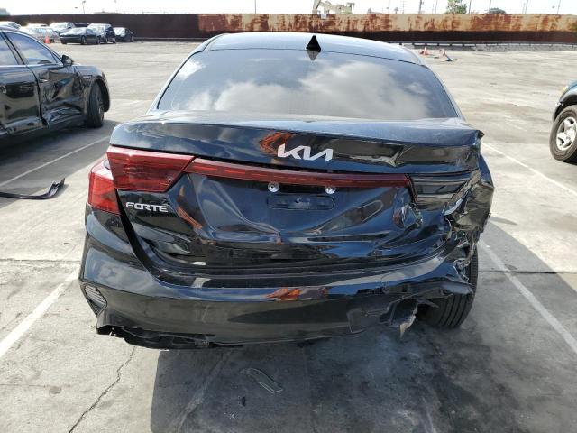 3KPF24AD8PE552652 - 2023 KIA FORTE LX BLACK photo 6