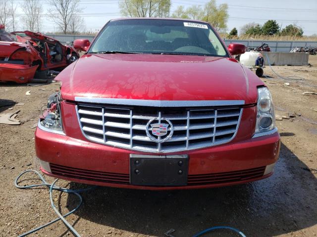 1G6KD5EY8AU108422 - 2010 CADILLAC DTS LUXURY COLLECTION RED photo 5