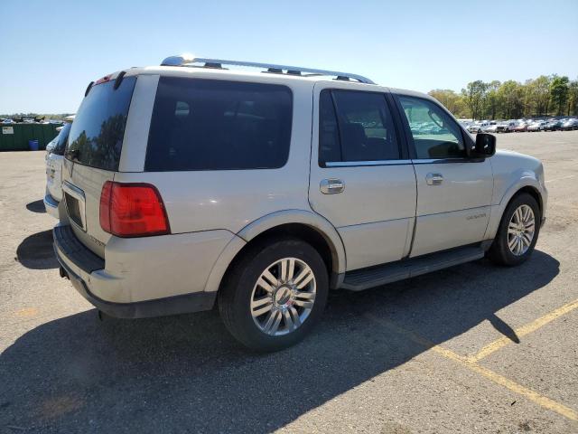 5LMFU28506LJ22478 - 2006 LINCOLN NAVIGATOR WHITE photo 3