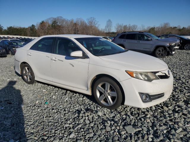 4T1BF1FK6CU559504 - 2012 TOYOTA CAMRY BASE WHITE photo 4