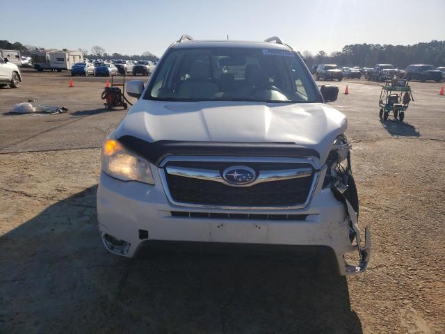 JF2SJADCXFH557865 - 2015 SUBARU FORESTER 2.5I PREMIUM WHITE photo 5