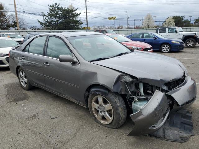 4T1BF30K42U540629 - 2002 TOYOTA CAMRY LE GRAY photo 4