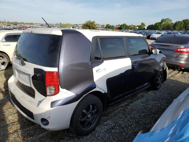 JTLZE4FE5B1130182 - 2011 TOYOTA SCION XB WHITE photo 3