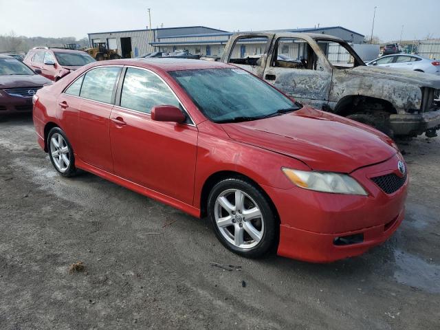 4T1BE46K57U031088 - 2007 TOYOTA CAMRY CE RED photo 4