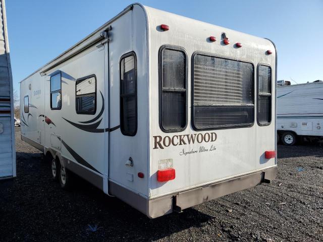 4X4TRLG25B1834137 - 2011 ROCK TRVL TRLR WHITE photo 3