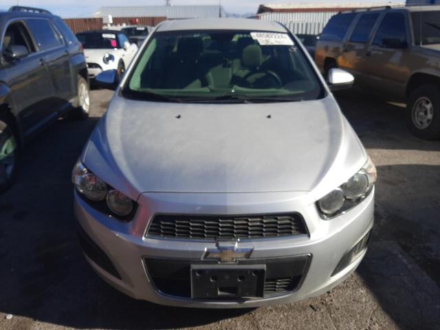 1G1JA5SH4C4121072 - 2012 CHEVROLET SONIC LS 灰色 照片 5