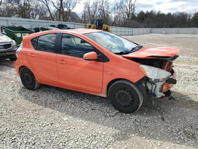 JTDKDTB35D1050303 - 2013 TOYOTA PRIUS C ORANGE photo 4