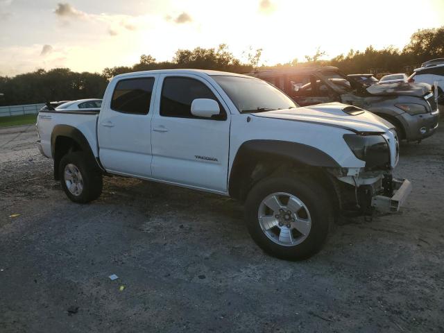 3TMJU62N49M071443 - 2009 TOYOTA TACOMA DOUBLE CAB PRERUNNER WHITE photo 4