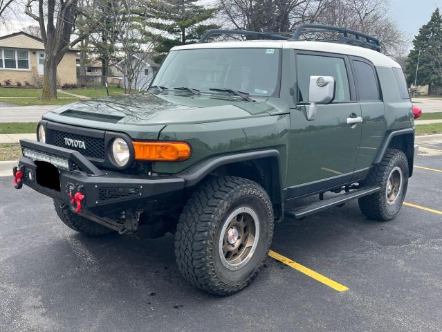 JTEBU4BFXAK083640 - 2010 TOYOTA FJ CRUISER GREEN photo 2