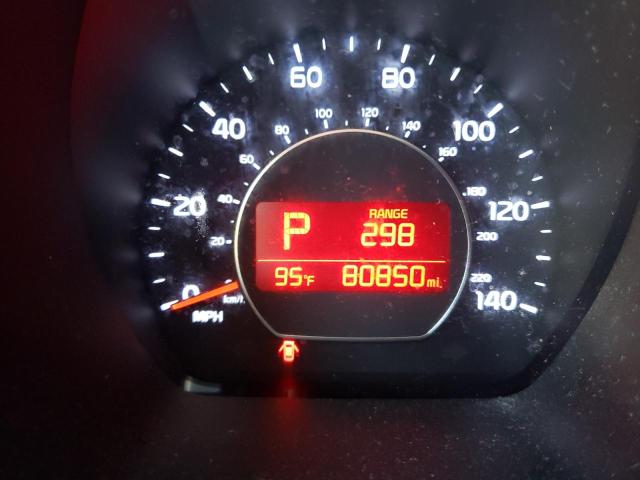KNDJP3A56G7298941 - 2016 KIA SOUL + BLUE photo 8