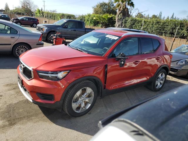 YV4162UKXL2258462 - 2020 VOLVO XC40 T5 MOMENTUM RED photo 1