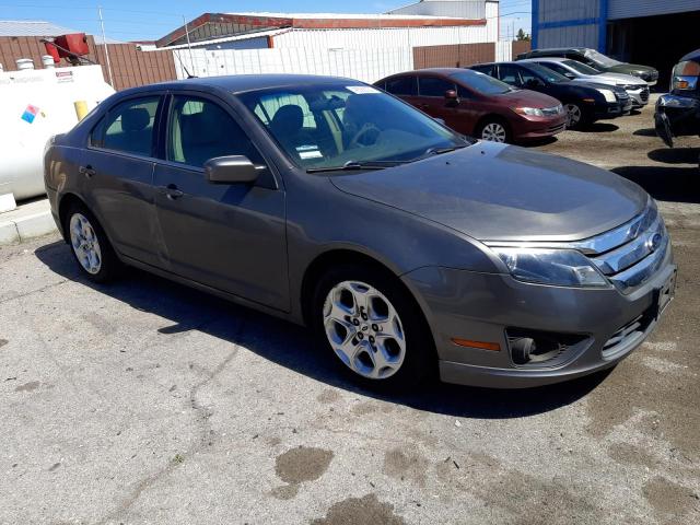 3FAHP0HA6BR114847 - 2011 FORD FUSION SE GRAY photo 4