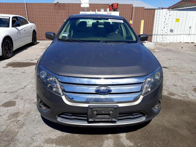 3FAHP0HA6BR114847 - 2011 FORD FUSION SE GRAY photo 5